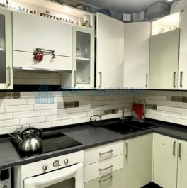 Продажа 3-комн квартиры на вторичном рынке Кавказский б-р,  д. 29,  к. 2