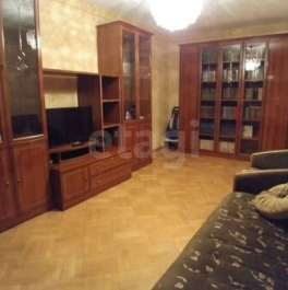 Аренда 3-комн квартиры на вторичном рынке улица Стойкости,  д. 27