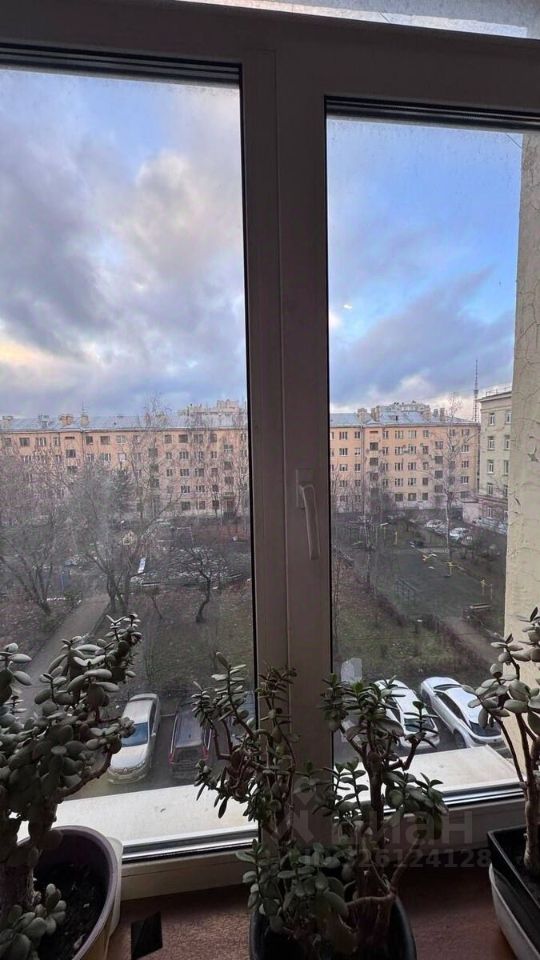 Продажа 3-комн квартиры на вторичном рынке Лесной проспект, 32