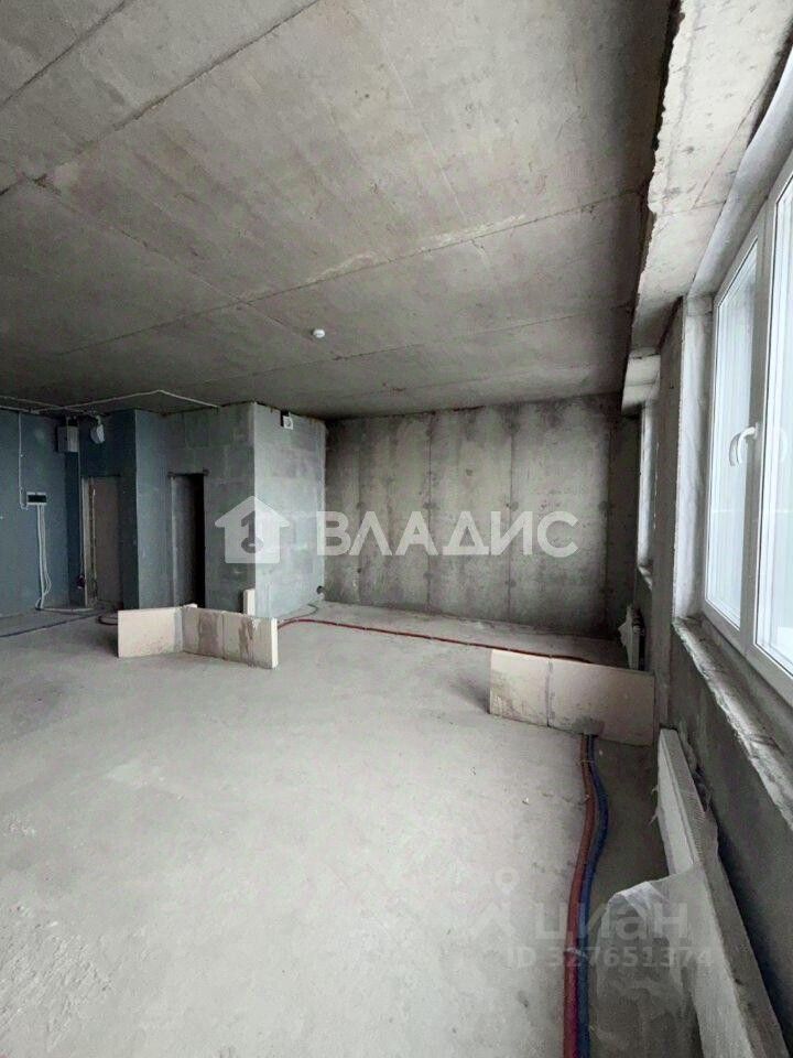 Продажа 2-комн квартиры на вторичном рынке Новогиреевская улица, 5Ак2