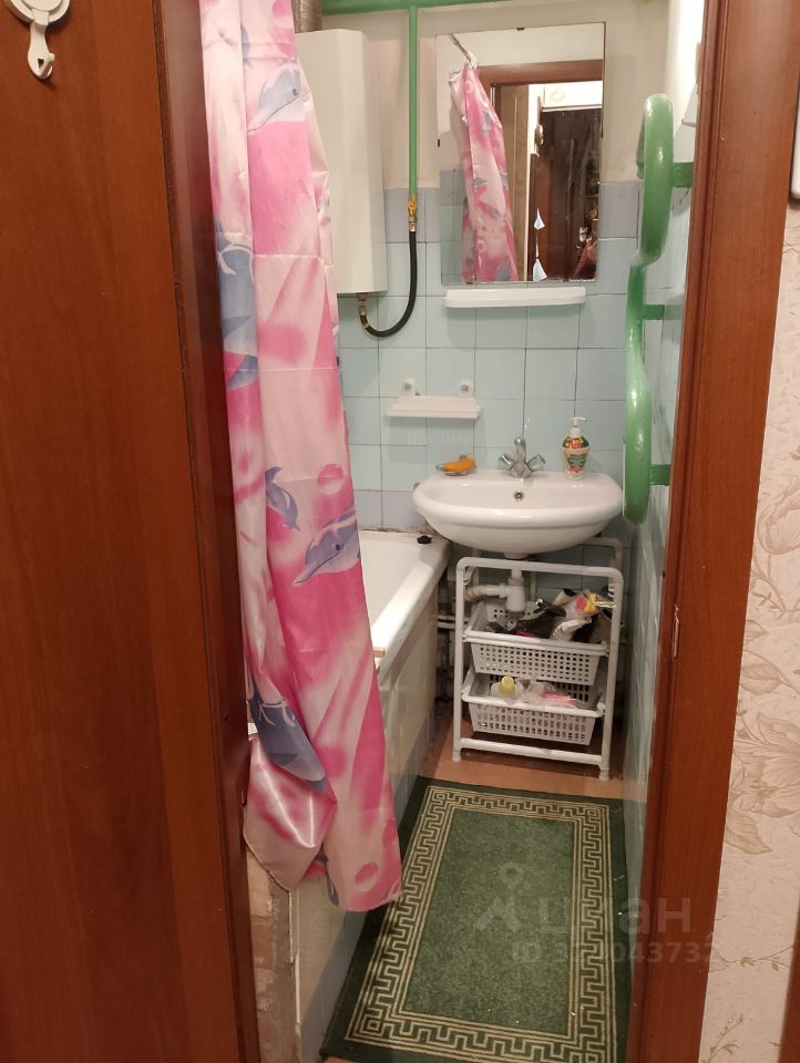 Продажа 2-комн квартиры на вторичном рынке улица Чекистов, 44