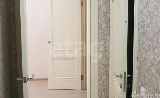 Продажа 2-комн квартиры на вторичном рынке Шушары п, Новгородский пр-кт,  д. 6