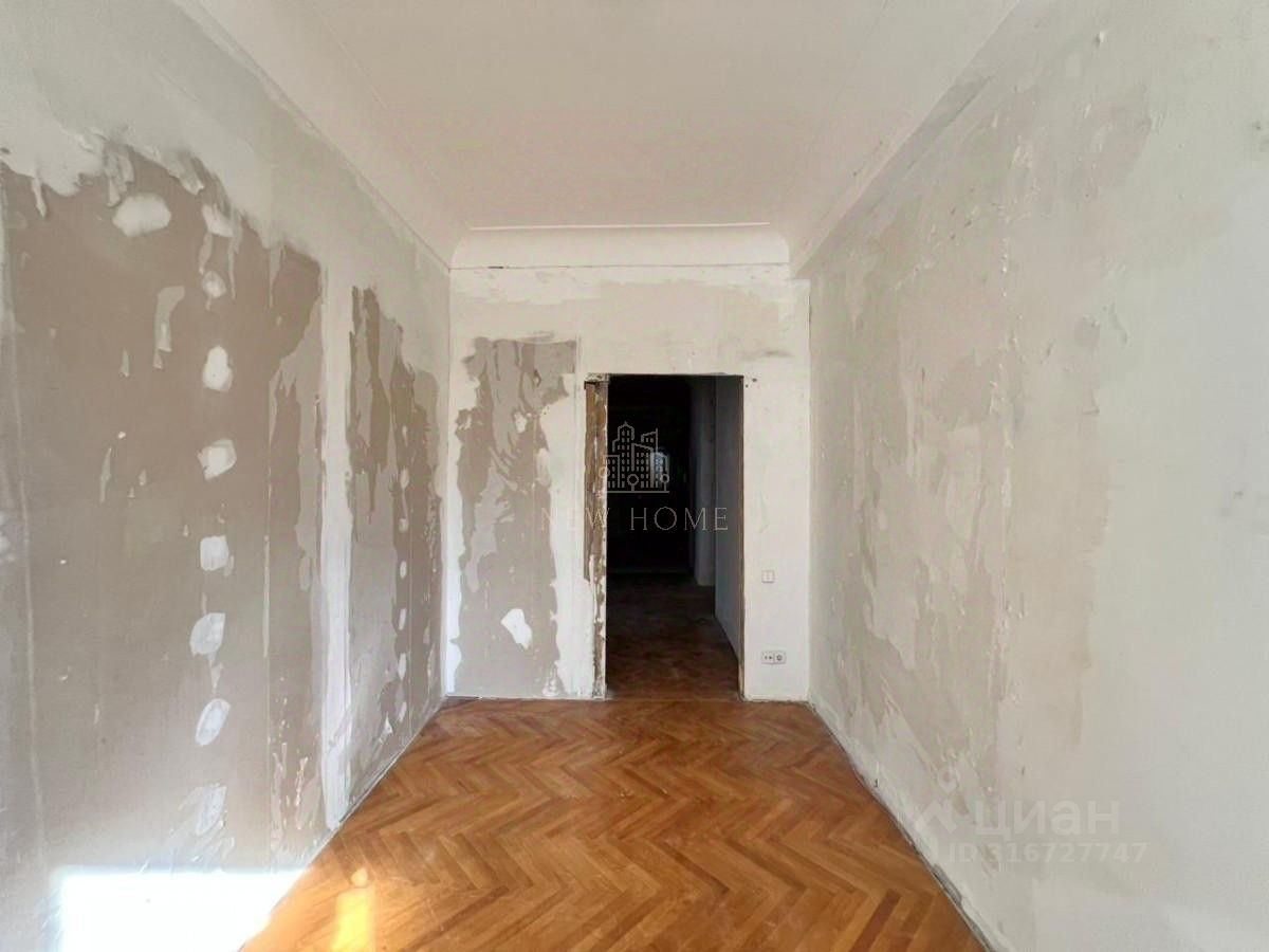 Продажа 3-комн квартиры на вторичном рынке улица Климашкина, 20