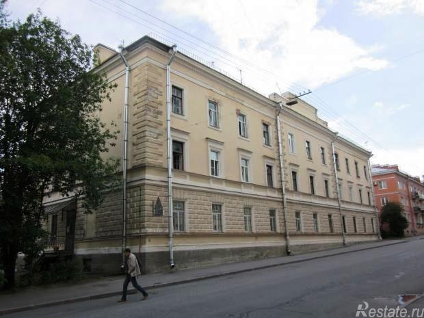 Продажа 8-комн квартиры на вторичном рынке Пушкин г, Церковная ул ,  д. 17