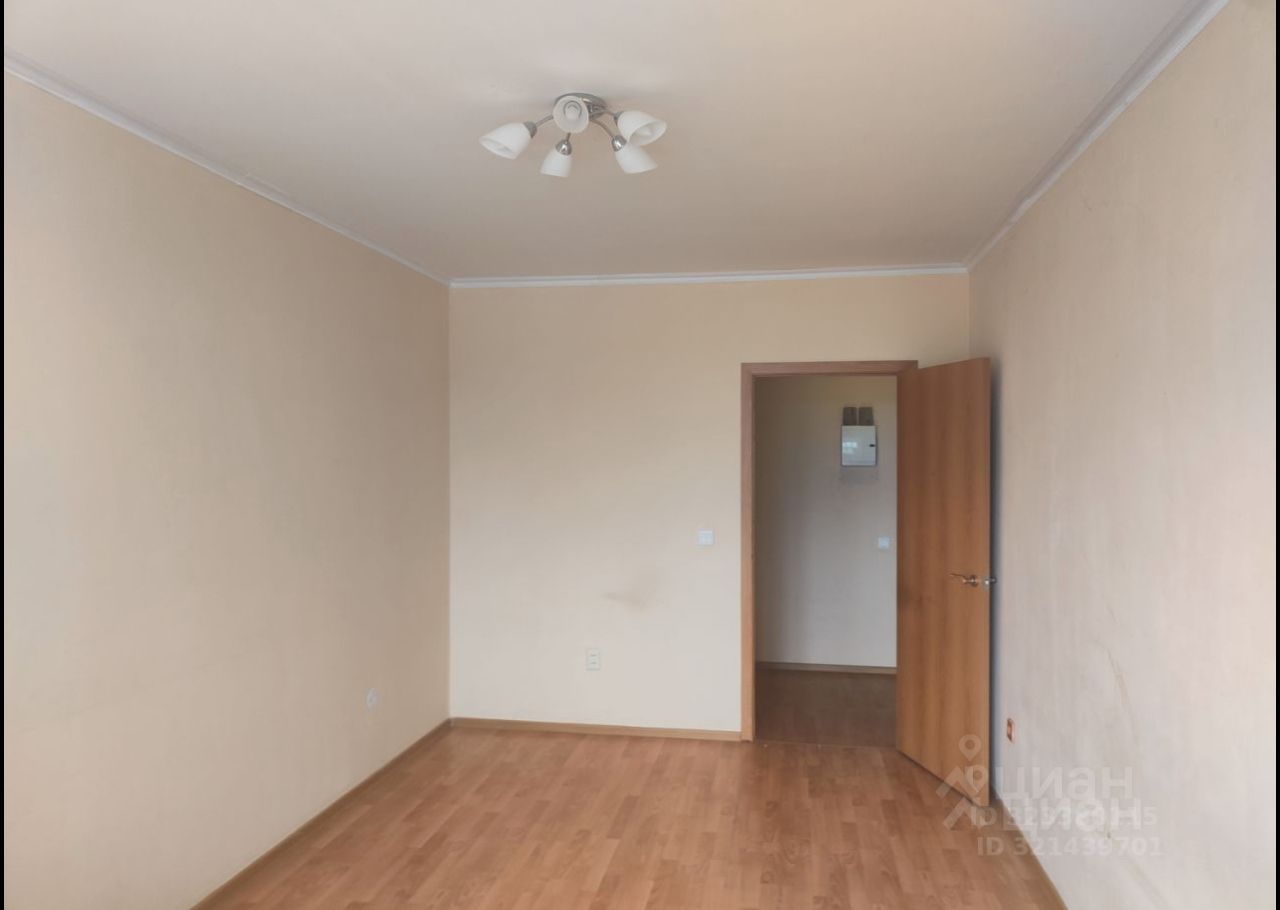 Продажа 1-комн квартиры на вторичном рынке д. Куттузи, улица Уланская, 3