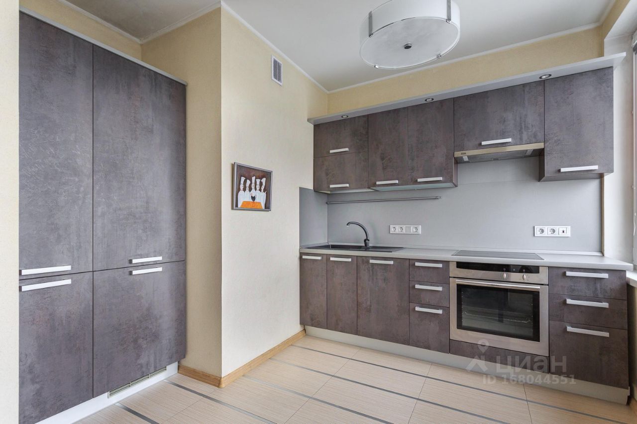 Аренда 2-комн квартиры на вторичном рынке улица Новый Арбат, 6