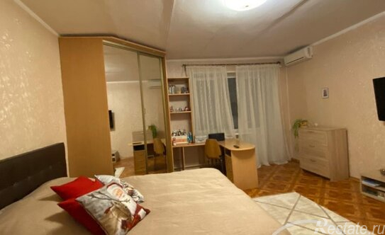 Продажа 1-комн квартиры на вторичном рынке улица Маршала Новикова,  д. 4 к3