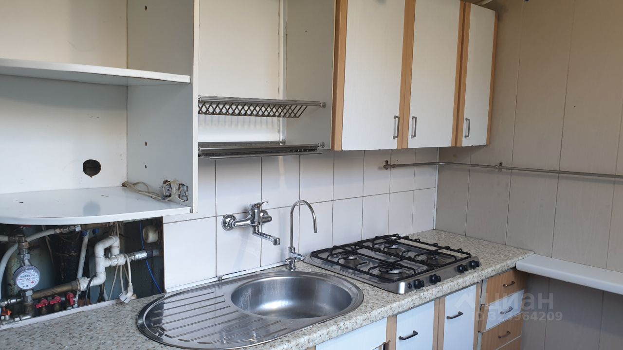 Продажа 1-комн квартиры на вторичном рынке Будапештская улица, 3К2