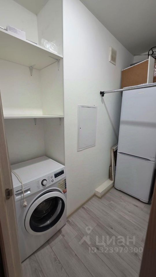 Продажа 2-комн квартиры на вторичном рынке Велтон Парк Новая Сходня мкр, д. Подолино, улица Беговая,  д. 12