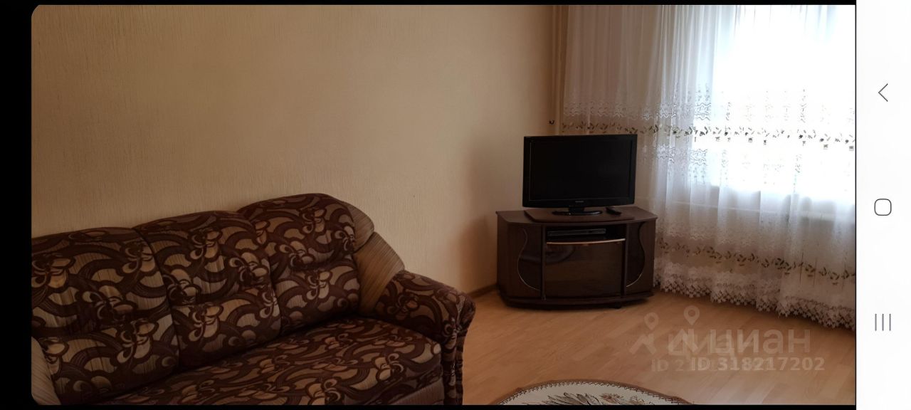 Продажа 3-комн квартиры на вторичном рынке с. Новопетровское, улица Северная, 20