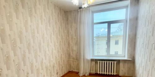 3-комн квартира ул Дрезденская,  д. 4