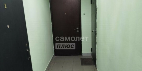 2-комн квартира улица Грекова,  д. 1