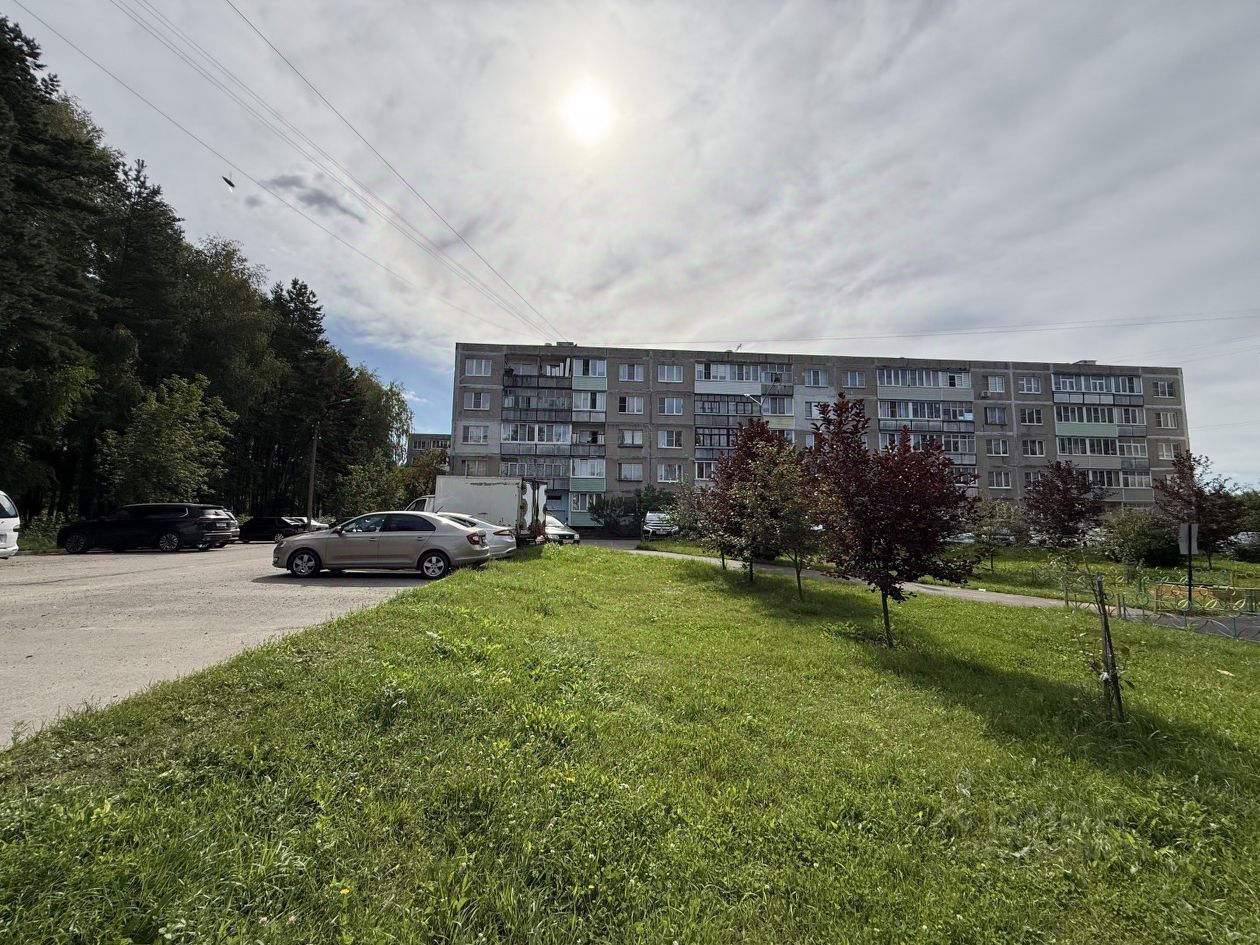 Продажа 2-комн квартиры на вторичном рынке 3-й мкр,  д. 31