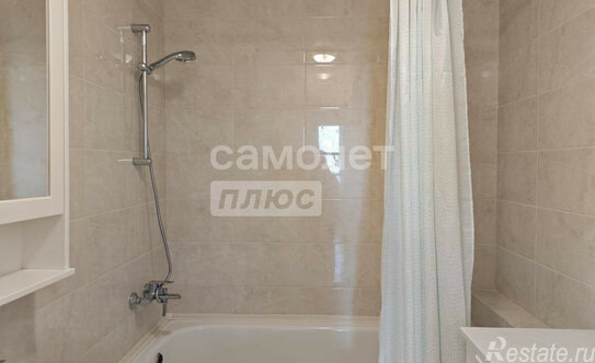 Продажа 3-комн квартиры на вторичном рынке Мукомольный проезд,  д. 2