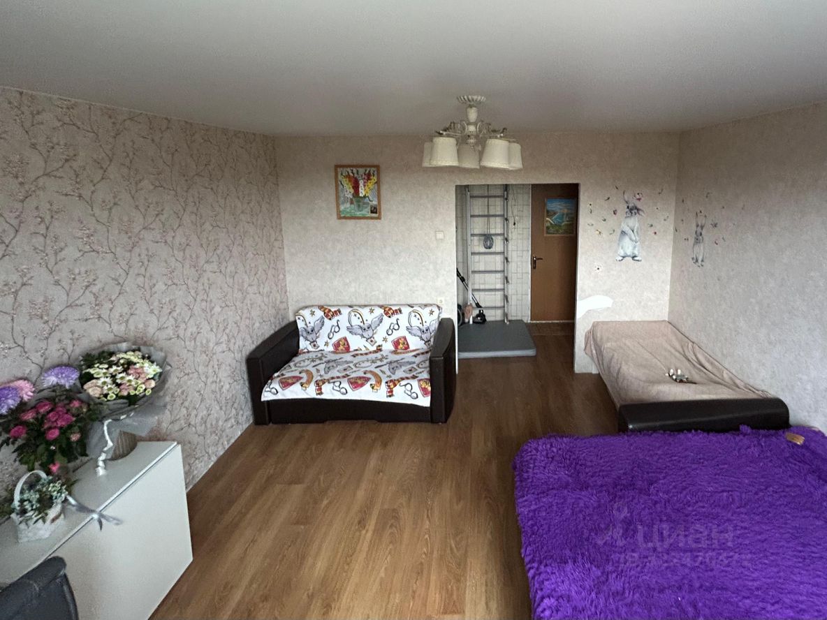 Продажа 1-комн квартиры на вторичном рынке Изюмская улица, 37к3