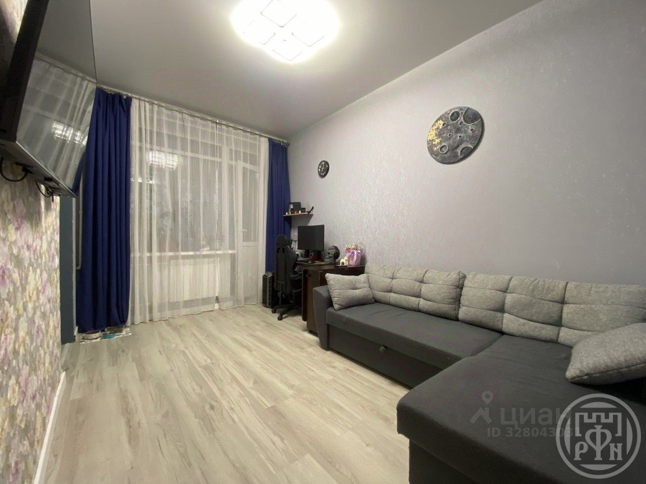 Продажа 2-комн квартиры на вторичном рынке Павловск, Гуммолосаровская улица, 17