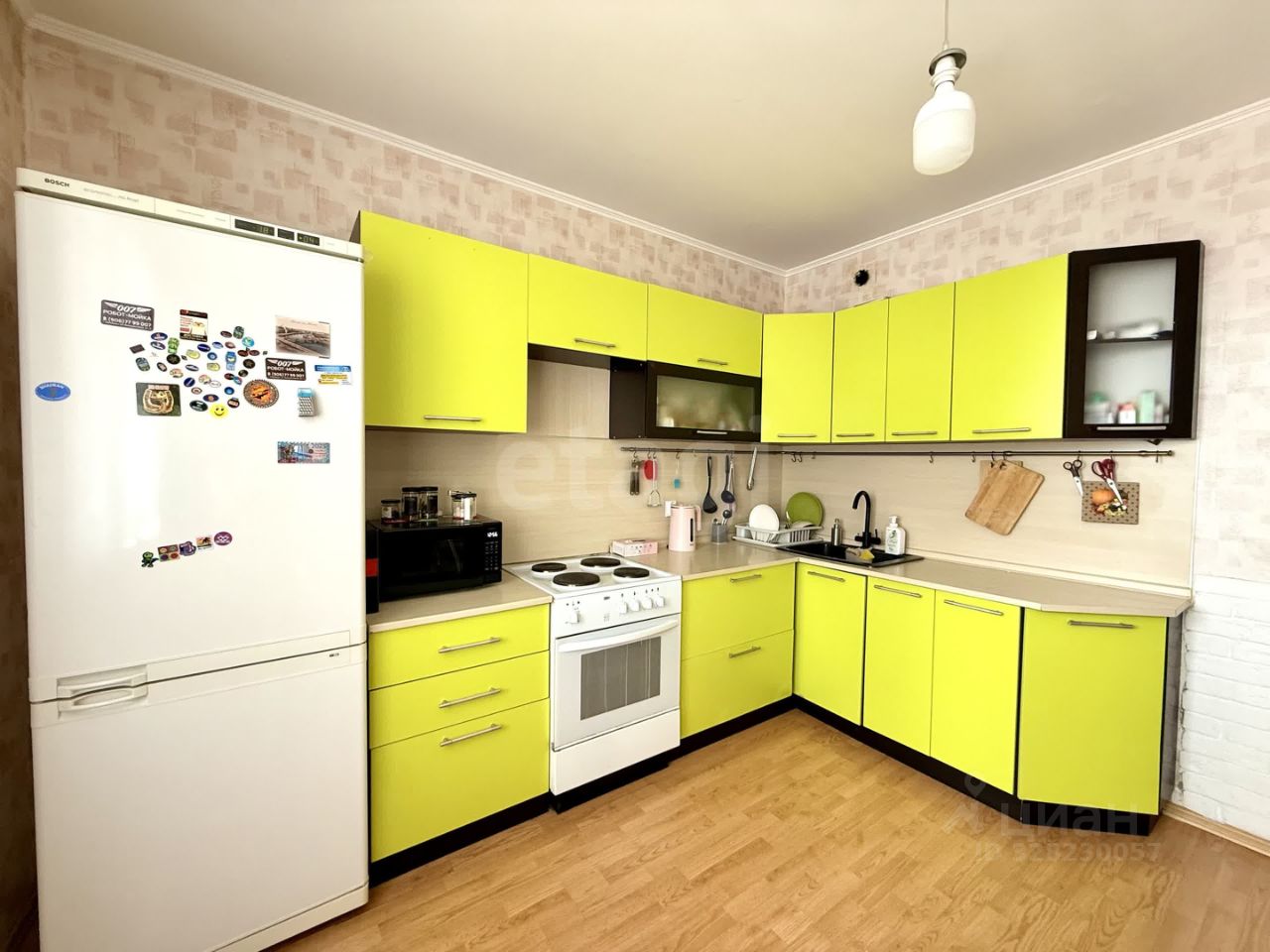 Продажа 2-комн квартиры на вторичном рынке Дрожжино пгт, шоссе Новое,  д. 3к2