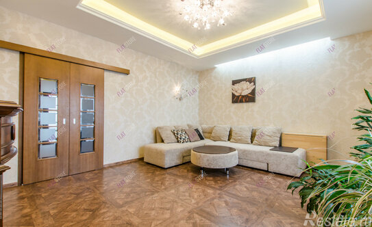 Продажа 2-комн квартиры на вторичном рынке Петергофское ш,  д. 57