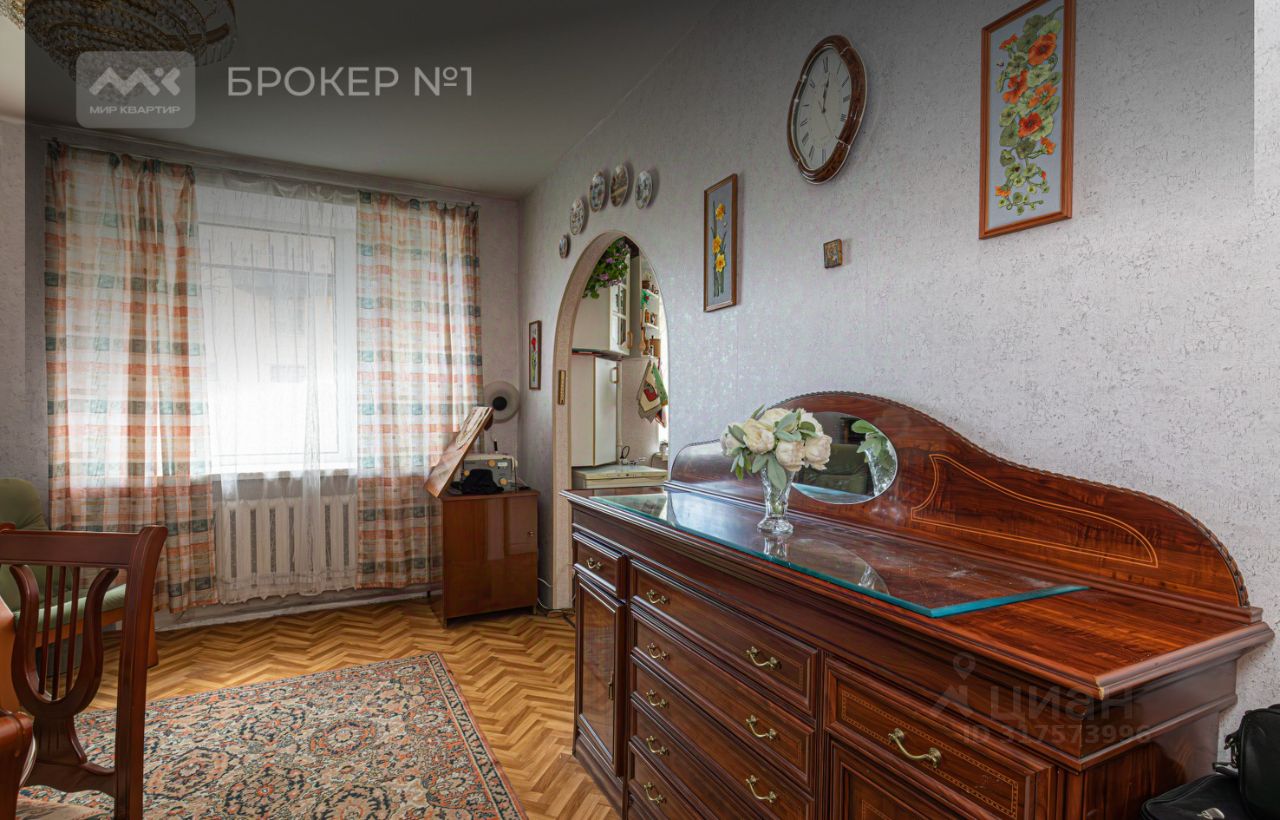 Продажа 3-комн квартиры на вторичном рынке Кавалергардская улица, 30