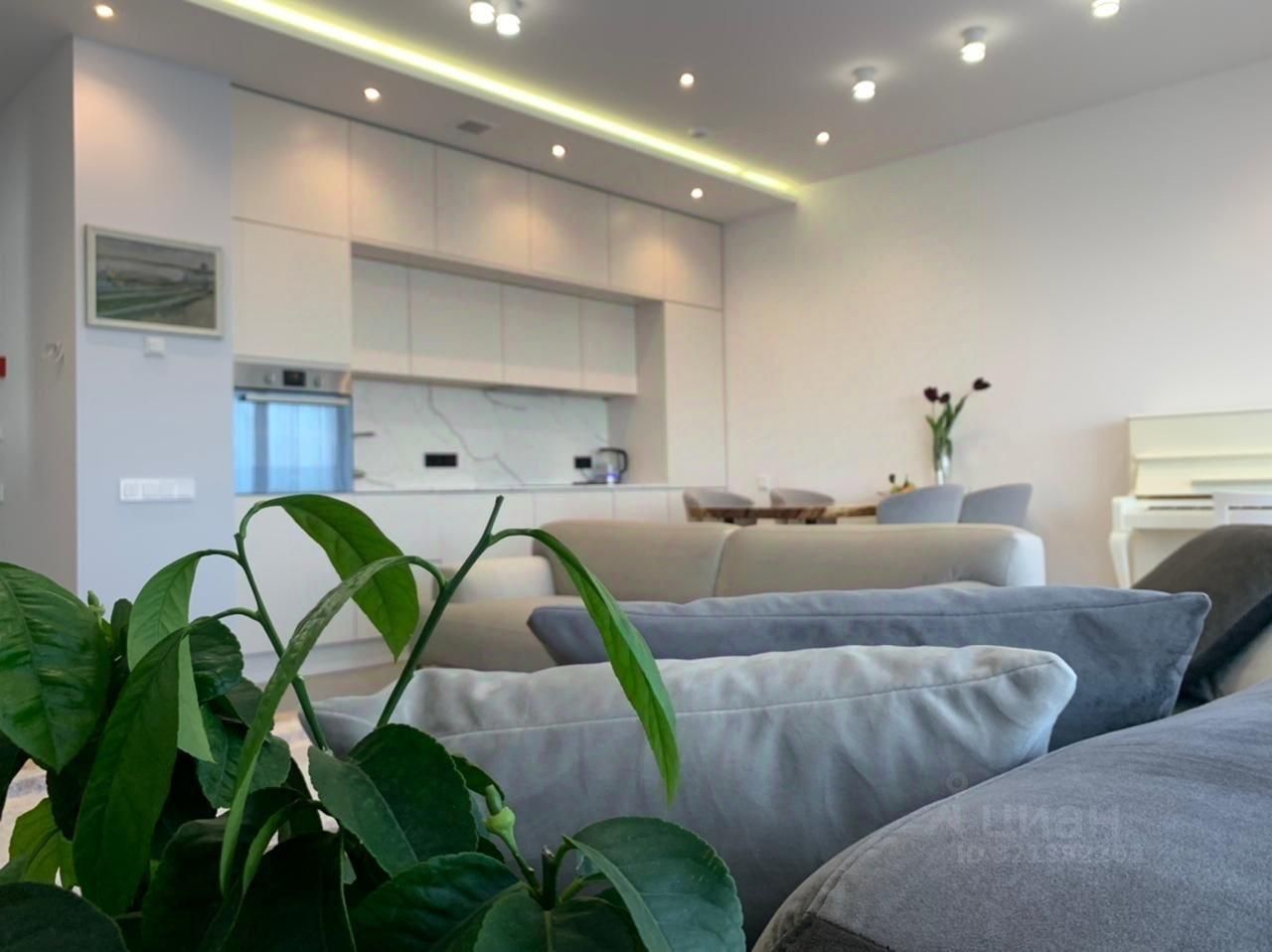 Продажа 2-комн квартиры на вторичном рынке Бакунинская улица, 5