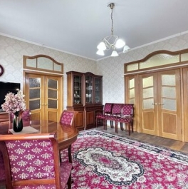 Аренда 3-комн квартиры на вторичном рынке улица Яблочкова,  д. 2/10