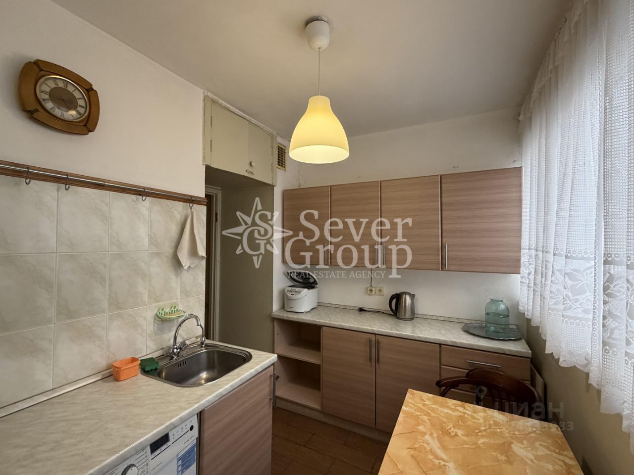 Продажа 5-комн квартиры на вторичном рынке улица Стойкости, 27