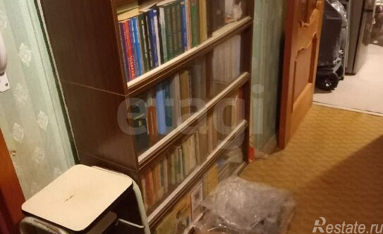 Продажа 1-комн квартиры на вторичном рынке Испытателей пр-кт,  д. 20