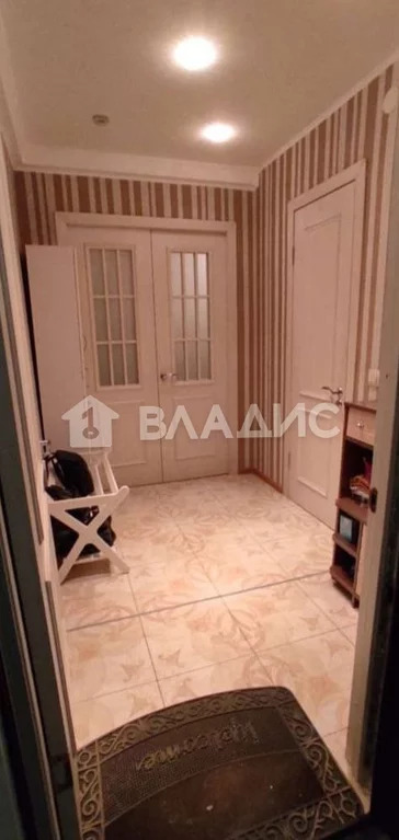 Продажа 3-комн квартиры на вторичном рынке улица Лётчика Пилютова,  д. 15