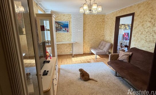 Продажа 3-комн квартиры на вторичном рынке Петергоф г, Собственный пр-кт,  д. 34,  к. 2