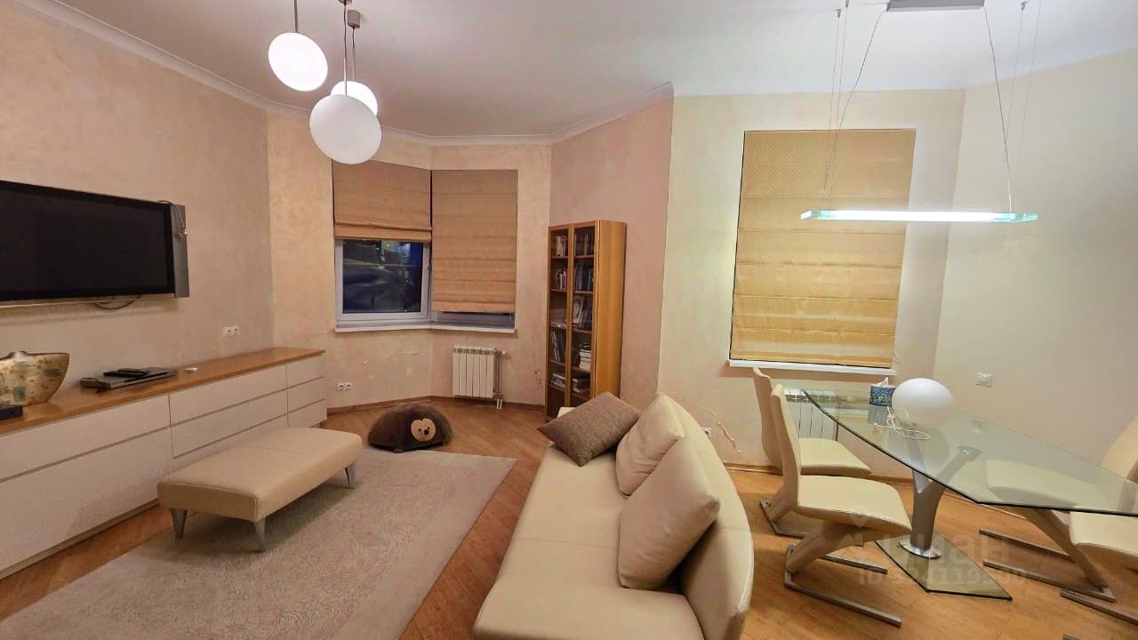 Продажа 2-комн квартиры на вторичном рынке улица Островитянова, 4