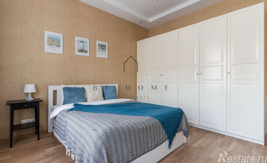 Аренда 3-комн квартиры на вторичном рынке ул Короленко,  д. 10/3