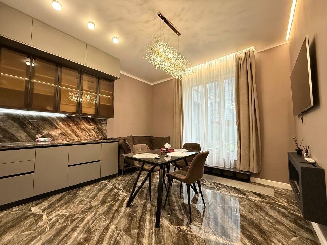 Аренда 2-комн квартиры на вторичном рынке бульвар Братьев Весниных, 2