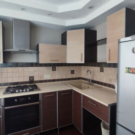 Продажа 3-комн квартиры на вторичном рынке Кашира, ул Садовая,  д. 28