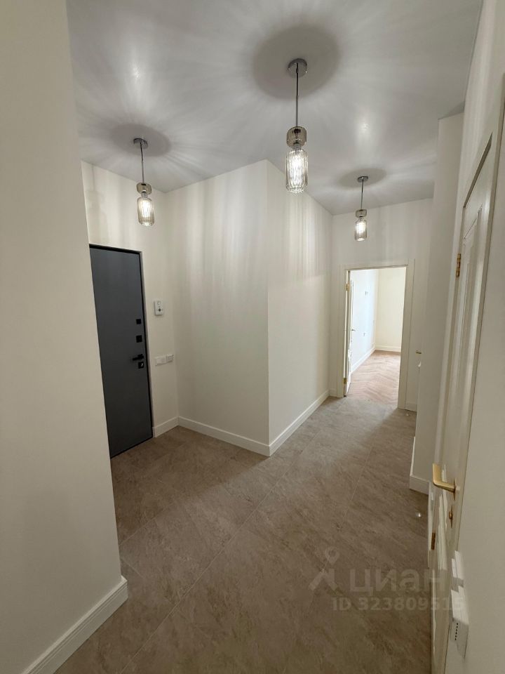 Аренда 3-комн квартиры на вторичном рынке улица Крузенштерна, 12к2