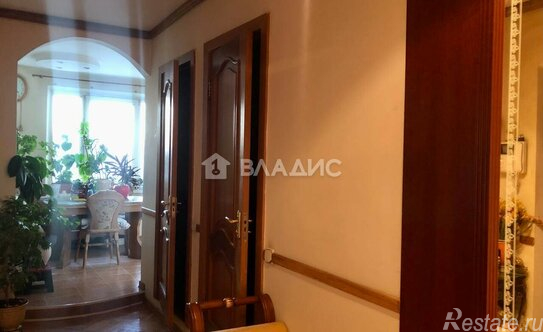 Продажа 2-комн квартиры на вторичном рынке Шереметьевская ул,  д. 27