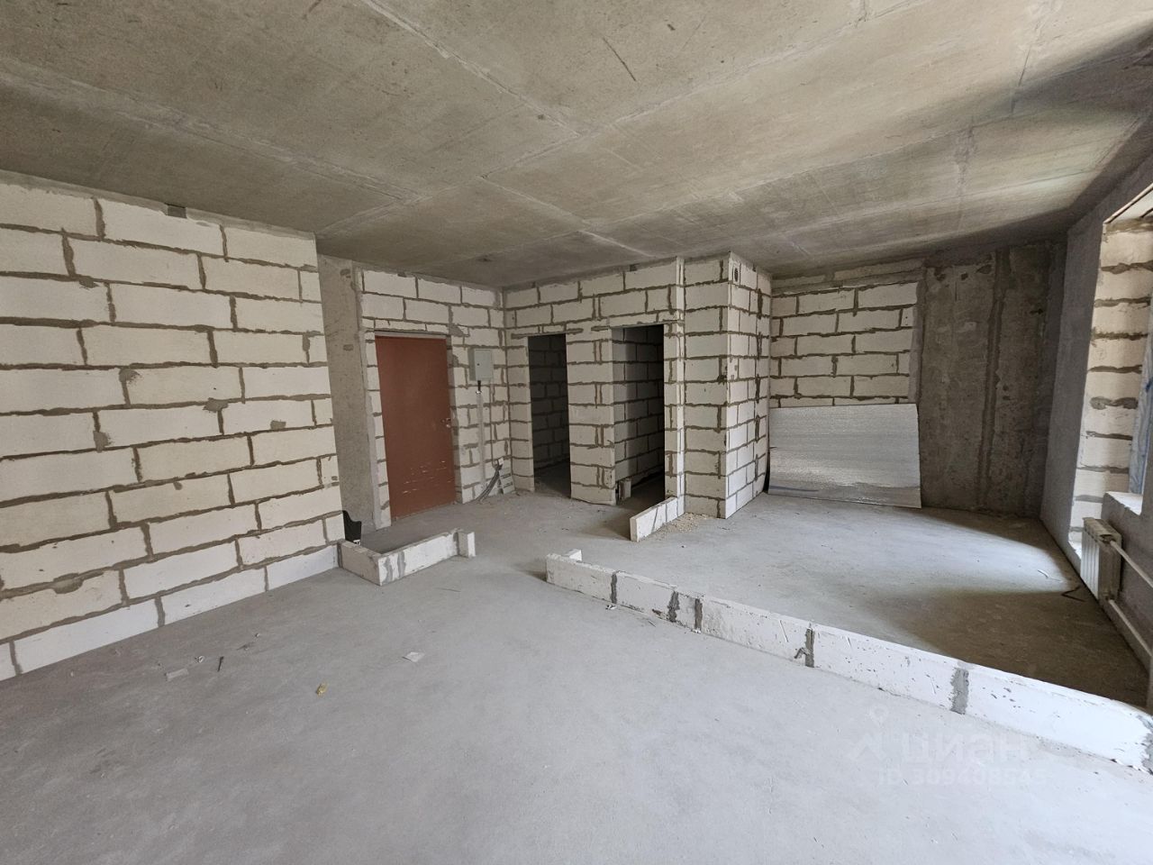 Продажа 1-комн квартиры на вторичном рынке Город-событие мкр, с. Лайково, 63