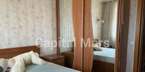 3-комн квартира улица Лескова,  д. 30