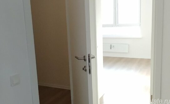 Продажа 1-комн квартиры на вторичном рынке Ям, ул Мезенцева,  д. 14