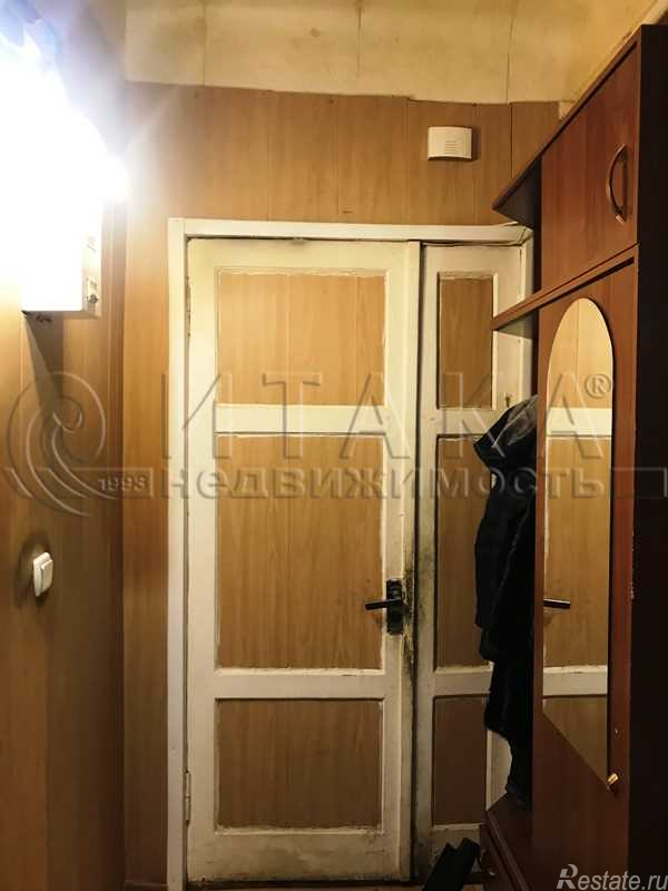 Продажа 3-комн квартиры на вторичном рынке 21-я В.О.,  д. 16,  к. 5