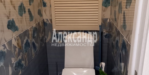 2-комн квартира Ломоносов г., Скуридина ул. ,  д. 9