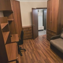 Продажа 2-комн квартиры на вторичном рынке Байконурская улица