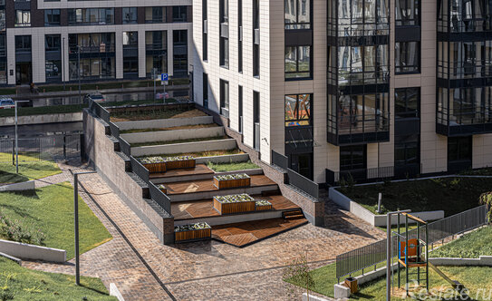 Продажа 3-комн квартиры на вторичном рынке Белоостровская улица,  д. 10 к1 с1