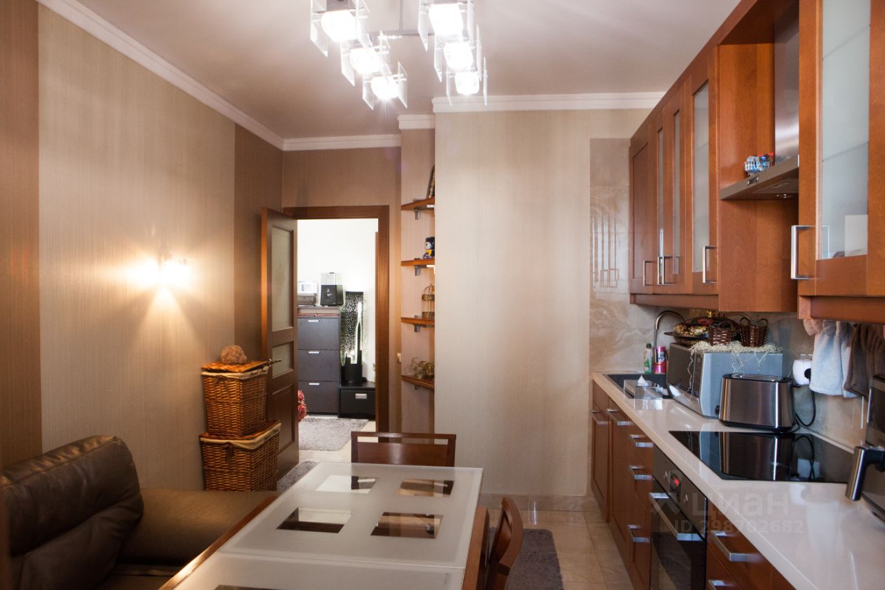 Аренда 1-комн квартиры на вторичном рынке Юбилейный мкр, улица Ленинская, 12