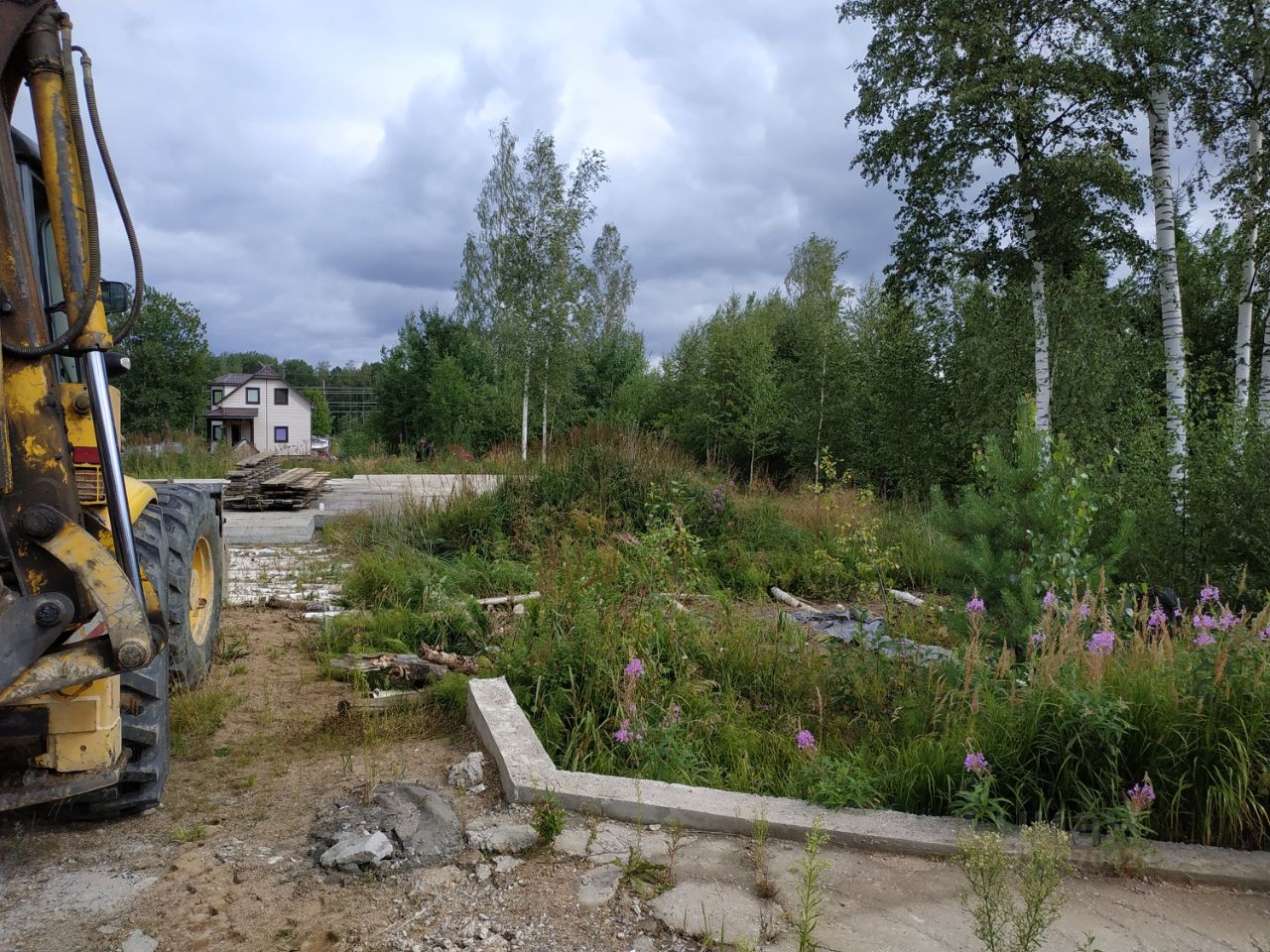 Продажа земли Новая Ропша садоводческий массив, Макаровец-1 СНТ, аллея 10-я Лесная,  д. 117