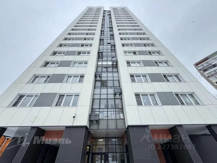 Продажа 1-комн квартиры на вторичном рынке Большая Очаковская улица, 35Б