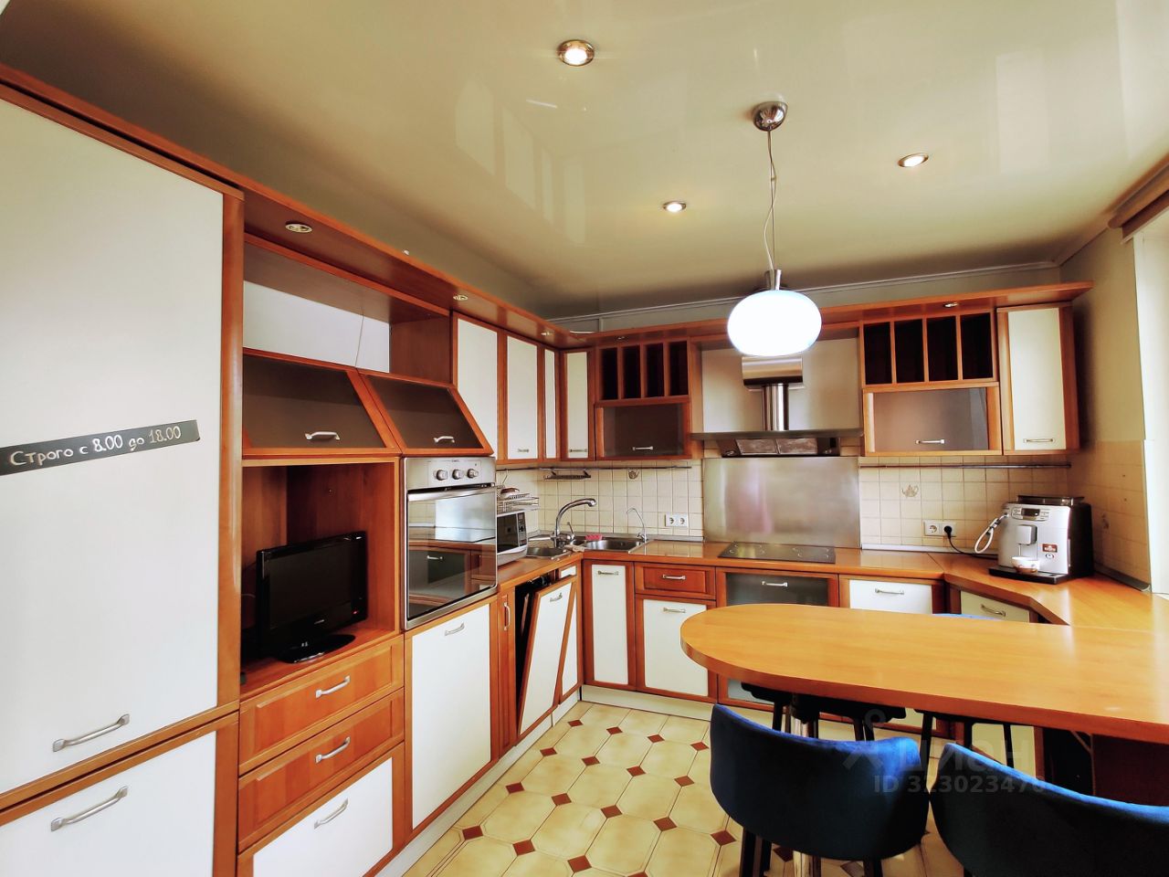 Аренда 4-комн квартиры на вторичном рынке Пятницкое шоссе, 23к1