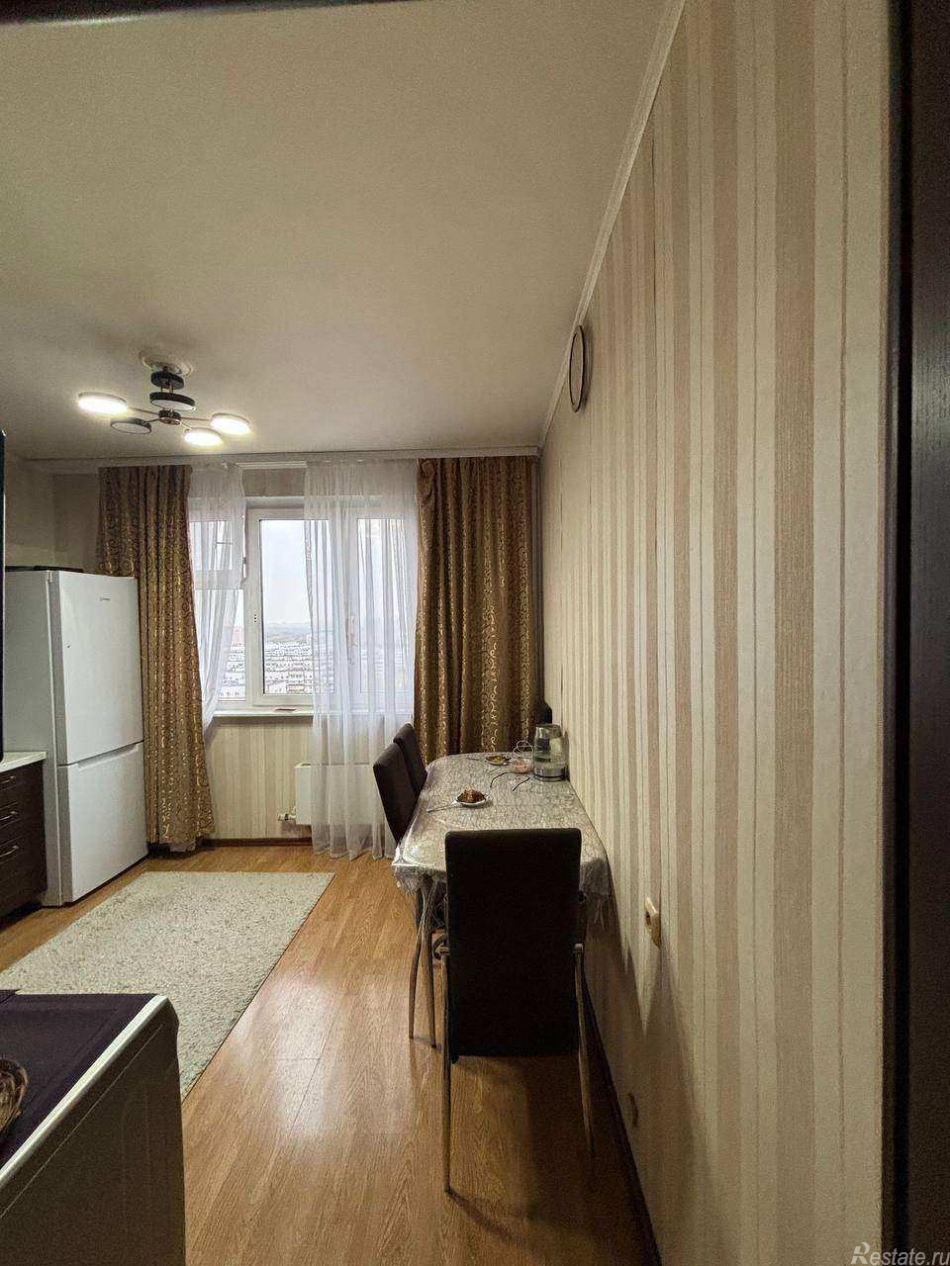 Продажа 3-комн квартиры на вторичном рынке Сумской проезд,  д. 3