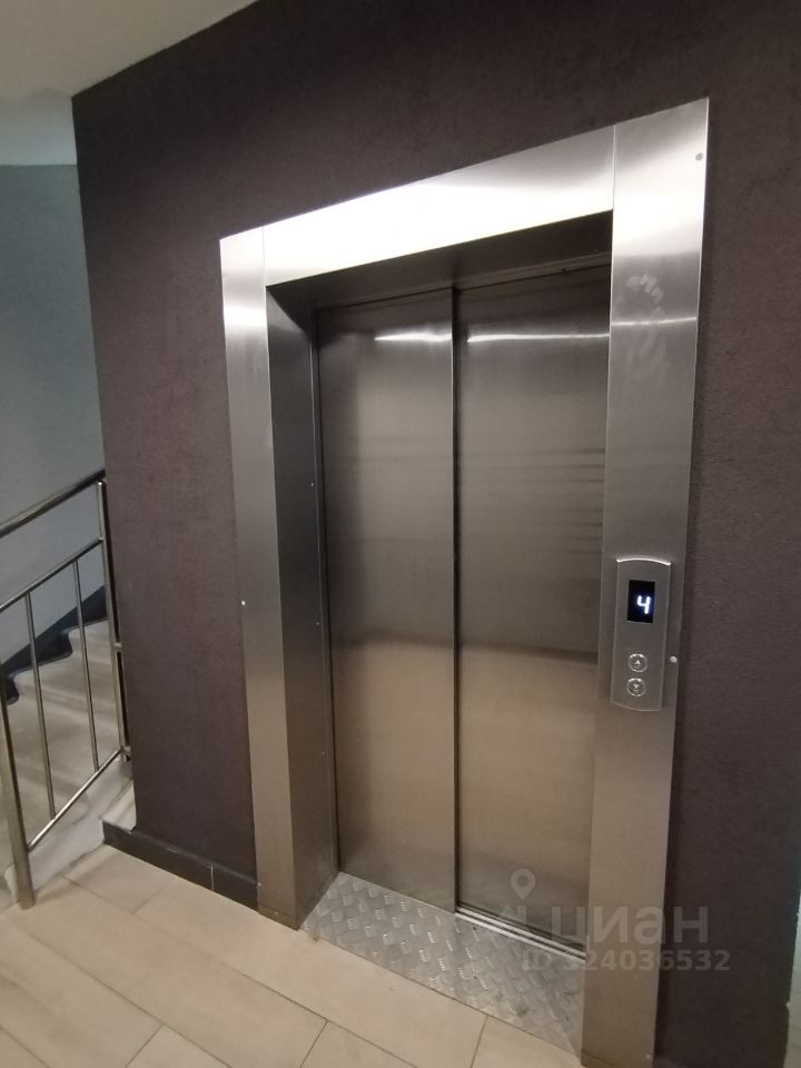 Аренда 2-комн квартиры на вторичном рынке пос. Стрельна, улица Константина Тимошинина, 5