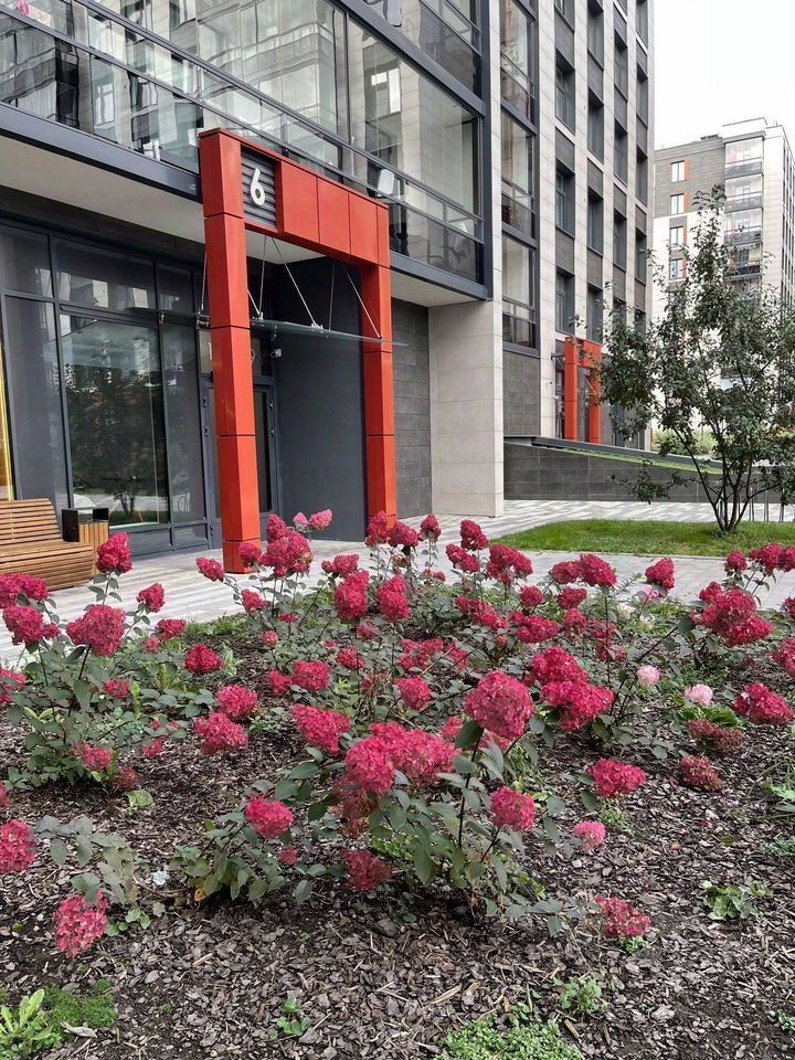 Продажа 2-комн квартиры на вторичном рынке Александра Матросова ул,  д. 3