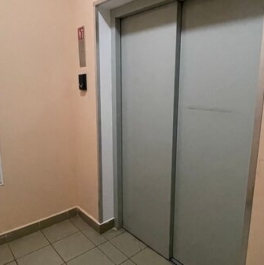 Продажа 2-комн квартиры на вторичном рынке улица Семёна Гордого,  д. 8